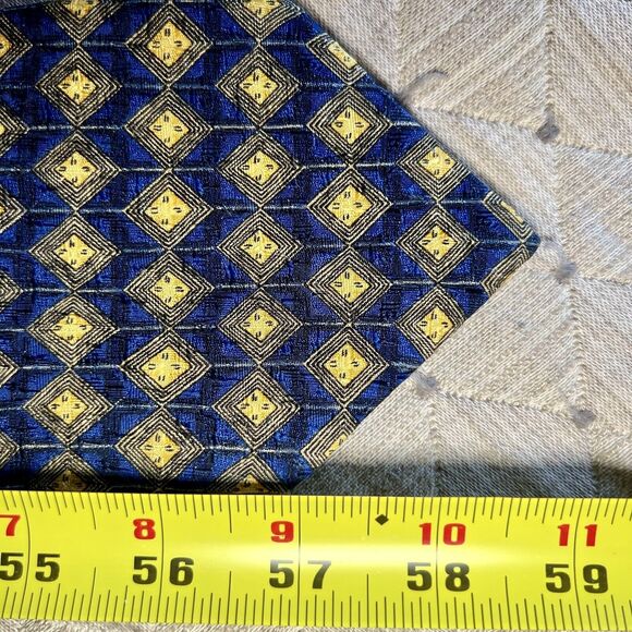 Ermenegildo Zegna Navy Blue 100% Silk w/ Yellow Gold Diamond Geometric Neck Tie - Picture 9 of 11